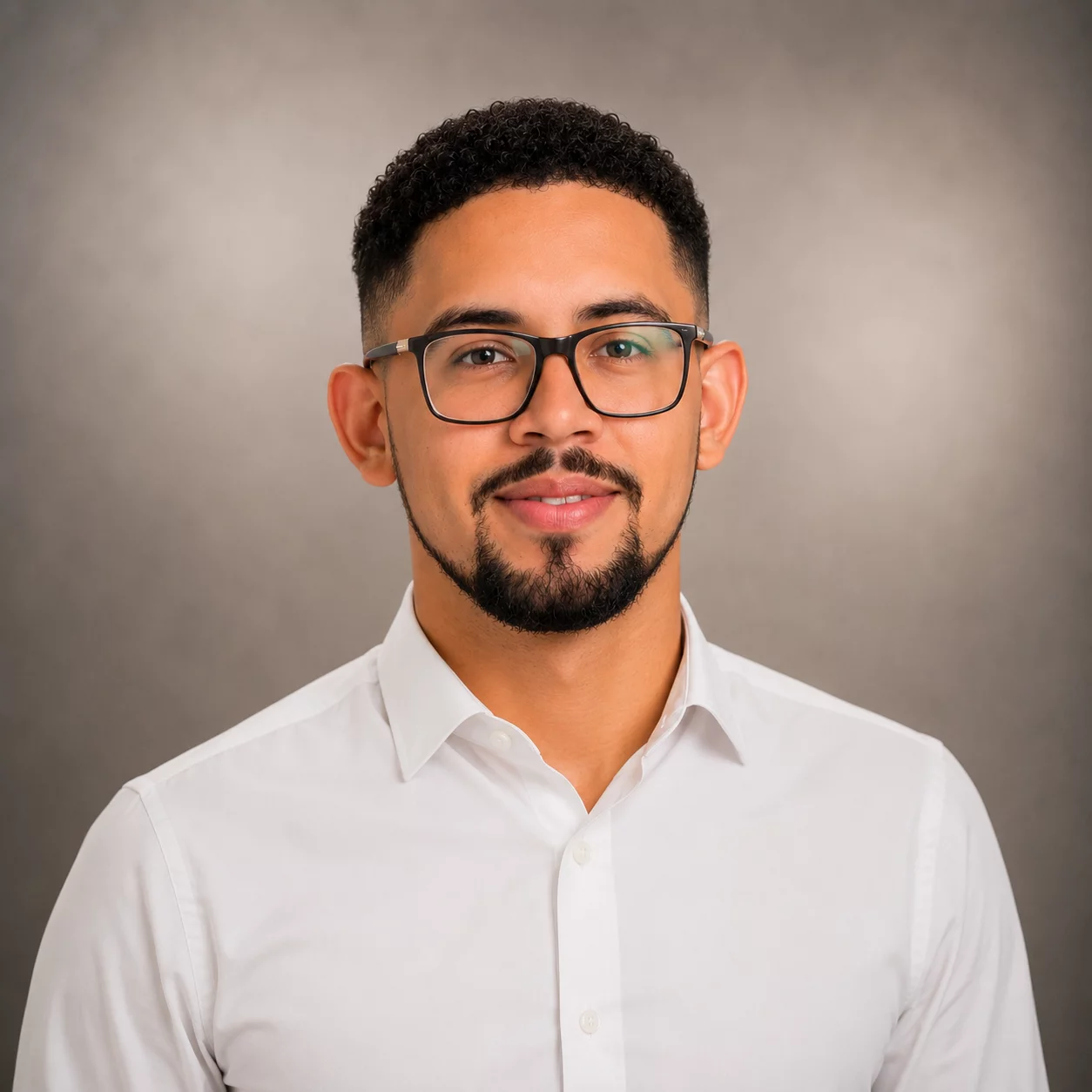 Portrait of Yariel Peña